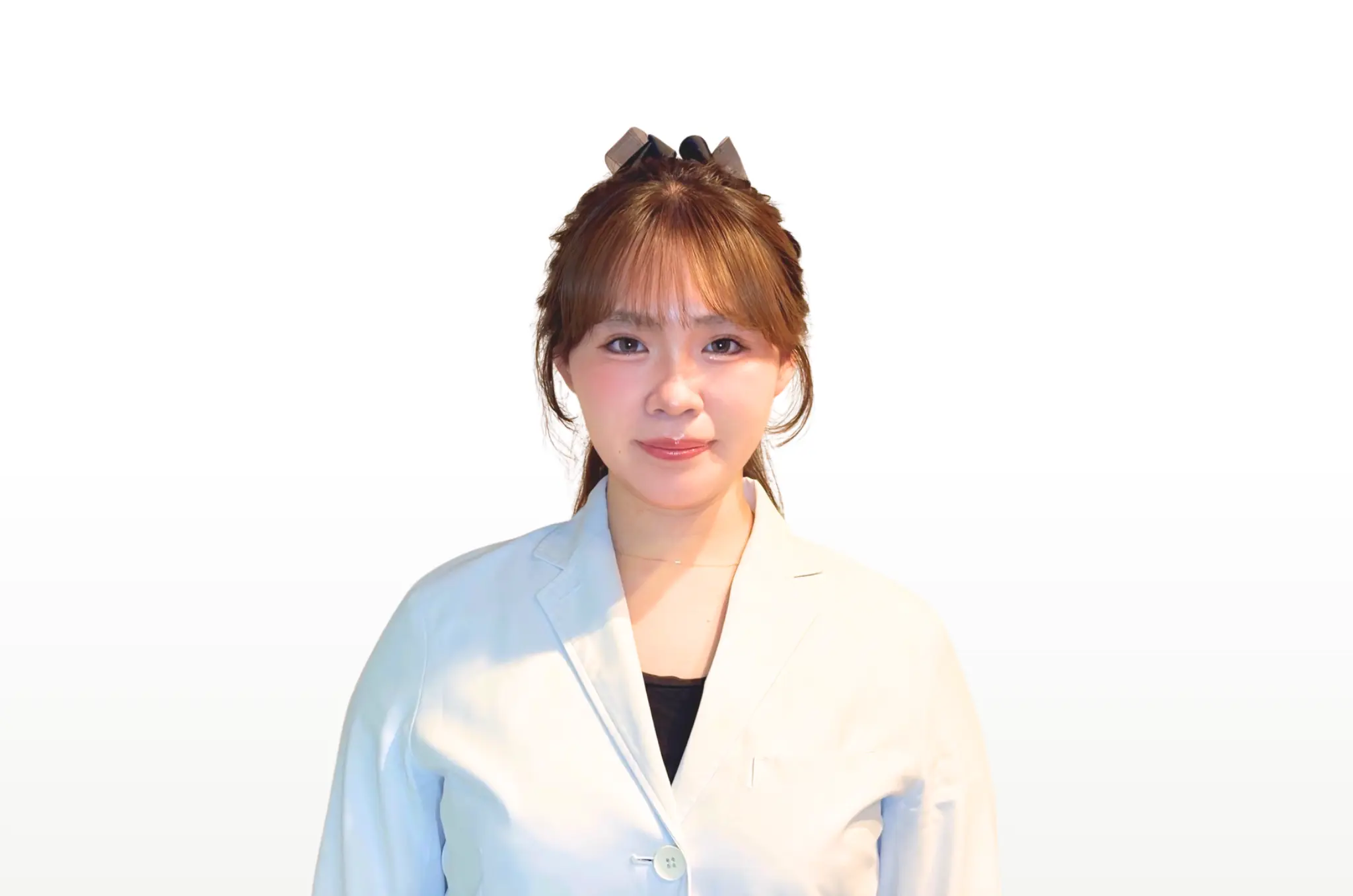 秋山 理緒奈